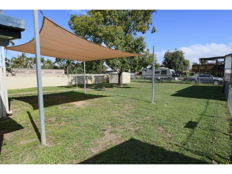 35 Dean Street, Berserker QLD 4701